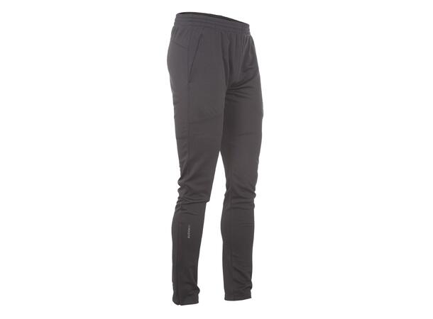 UMBRO Core Training Pant jr Sort 116 Teknisk treningsbukse til junior 